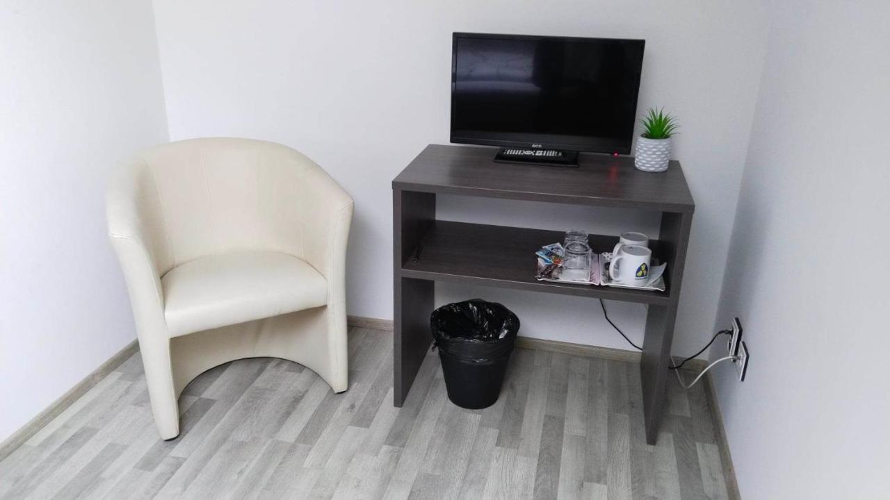 Penzion U Brazdu Ivancice Экстерьер фото