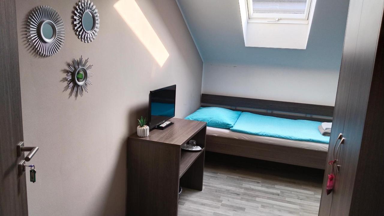 Penzion U Brazdu Ivancice Экстерьер фото