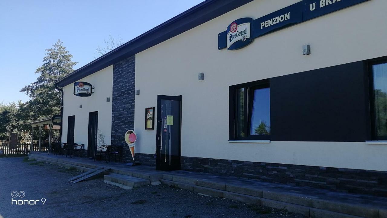 Penzion U Brazdu Ivancice Экстерьер фото